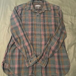 REI women’s flannel